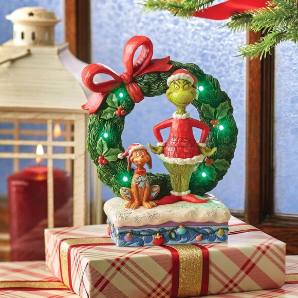 Dr. Seuss Grinch by Jim Shore Grinch and Max Standing by Wreath Lit Figurine NIB - Picture 2 of 7